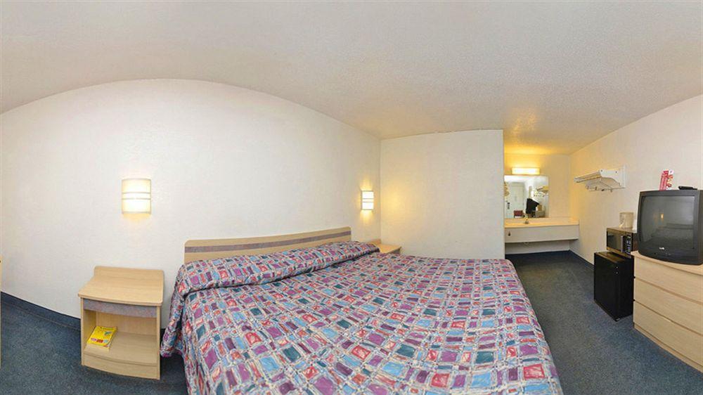 Mentor Home Inn And Suites Rom bilde