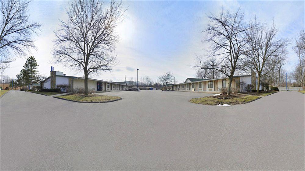 Mentor Home Inn And Suites Eksteriør bilde
